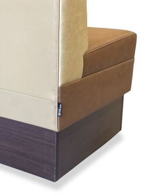 Bilbao soffa på sockel (140 cm)