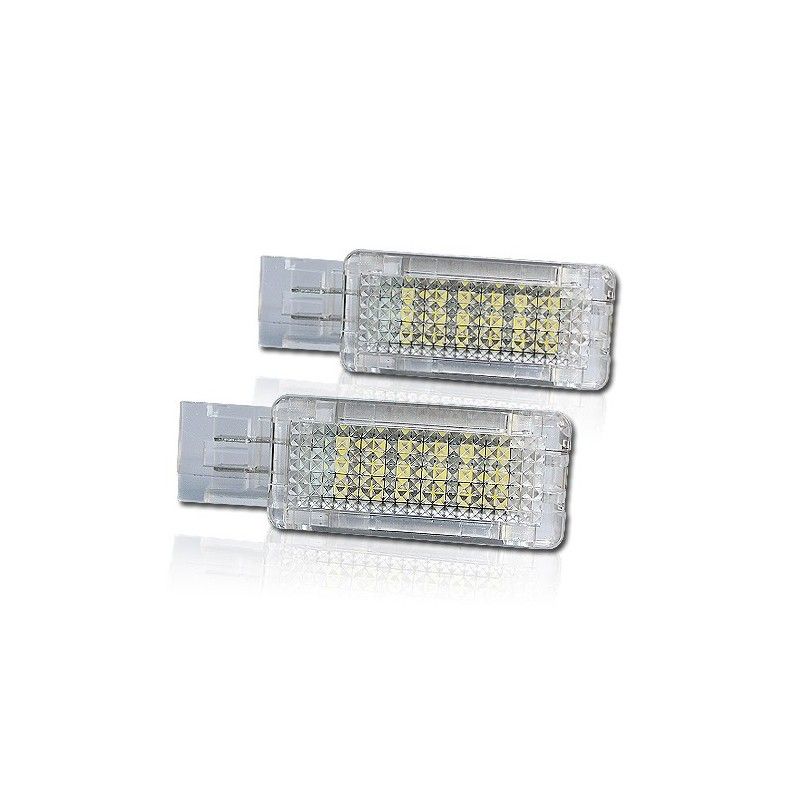 LED COURTESY lampor Mercedes