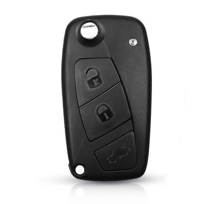 Fiat nyckelskal 3 knappar svart