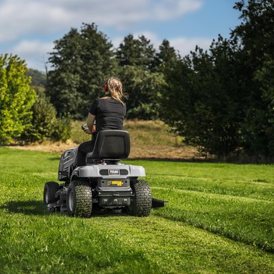 Premium TTS108H åkgråsklippare 4-takt