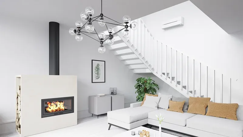 Mitsubishi HERO White