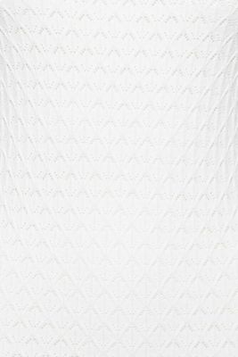 Vit finstickad tröja med söta volanger