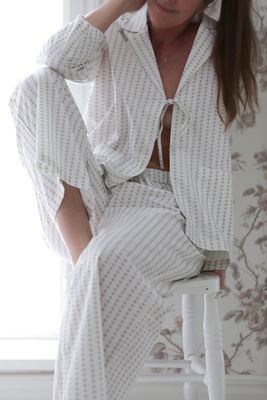 Ljuvlig pyjamas / lounge wear set i ekologisk bomull