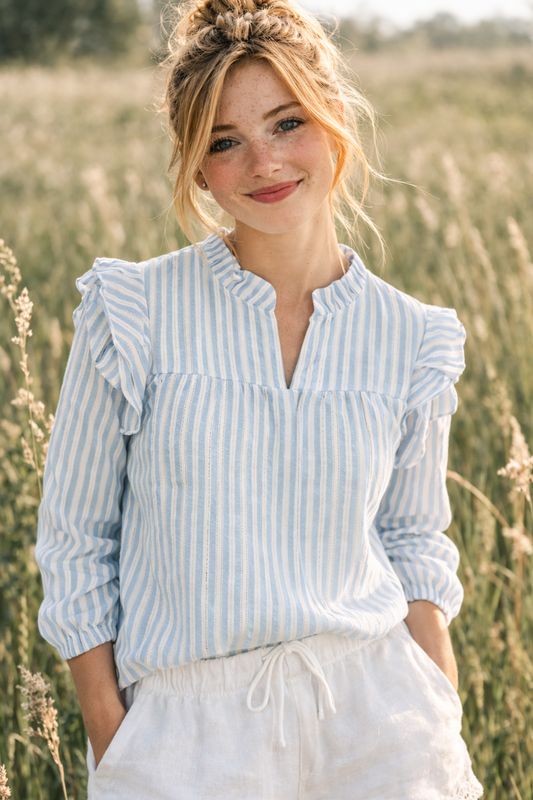Ljusblå randig blus i mjuk bomull