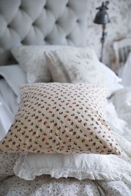 Småblommigt kuddfodral