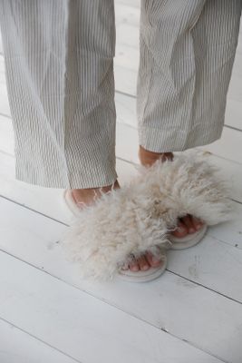 Fluffy tofflor creme