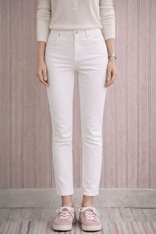 Vita slim jeans med stretch