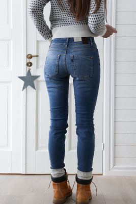 Blå jeans i bomullsdenim