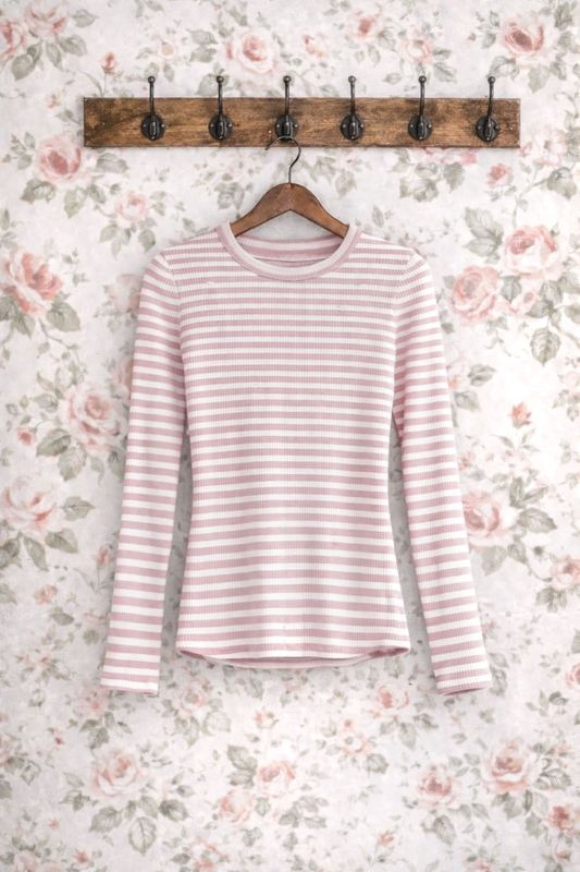 Randig ribbad topp puderrosa offwhite