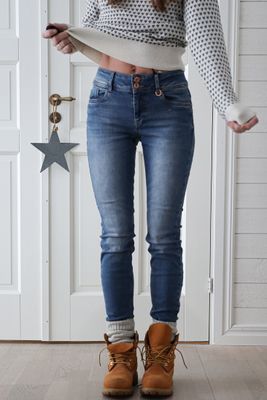 Blå jeans i bomullsdenim