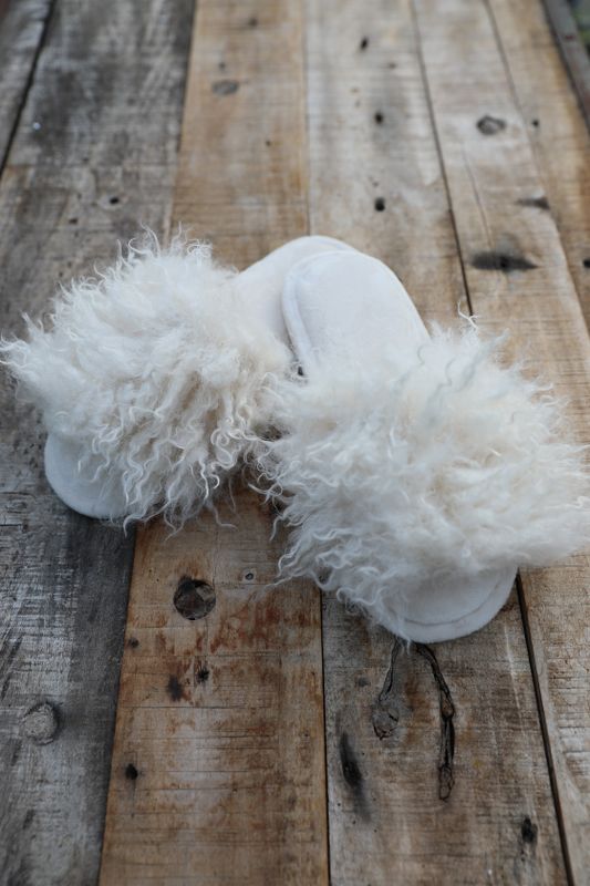 Fluffy tofflor creme