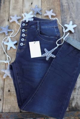 Jeans i favoritmodell mörkblå med knappar