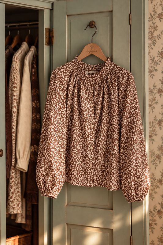 blommig blus vit brun 1
