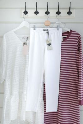 Blooming - Basleggings vit kort