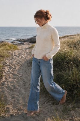 Knitted polo shirt in soft lambswool