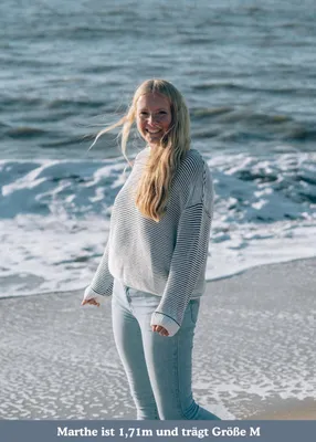 Stickad randig tröja marinblå/vit i ekologisk bomull