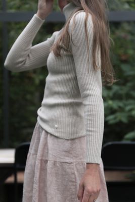 Romantisk stickad polotröja vintage beige