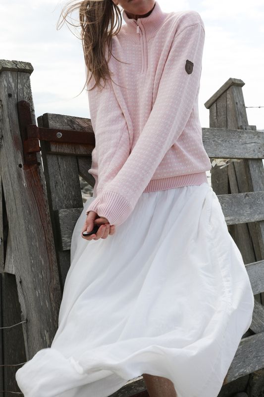 Fiskartröja rosa i nordisk lusekoftestil