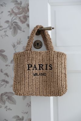 Söt liten stråväska