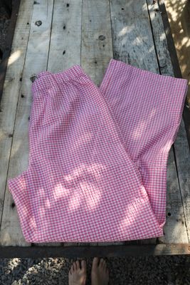 Pink pleated pants