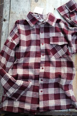 Rutig flanellskjorta vinröd beige