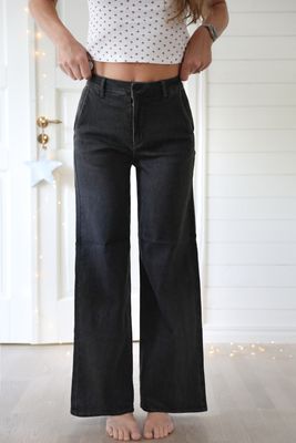 Visti jeans tvättad svart