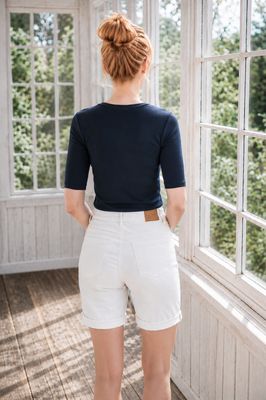 Vita jeansshorts med hög midja och stretch
