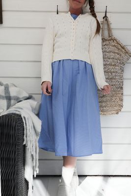 Ecru kabelstickad bomullskofta