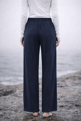 Mörkblå linnebyxor med resår