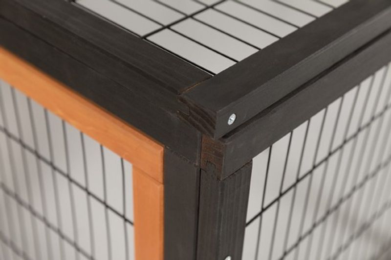 Utehage Natura med hus, 150x53x150cm, svart/brun