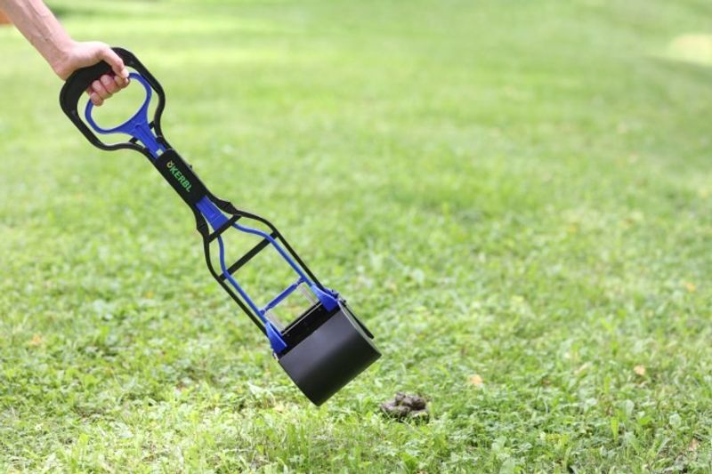 Poop Scoop Maxi Bajsplockare svart/blå 71*13*14cm