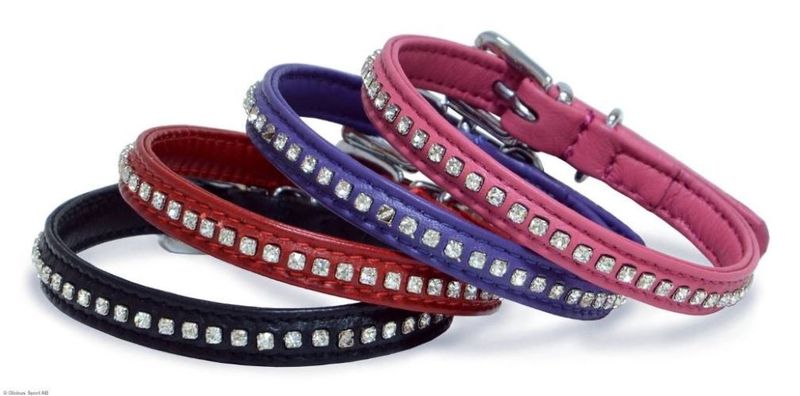 Mjukt läderhalsband m. vita kristaller