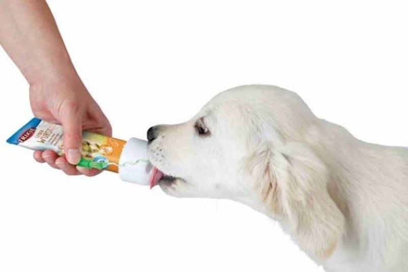 Tubdispenser/munstycke för patétub, ø5x6,5cm