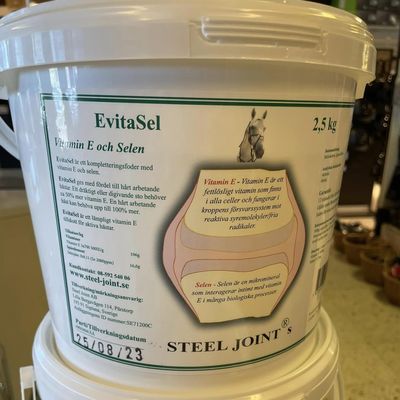 Steel Joint EvitaSel Vitamin E & selen 2,5 kg
