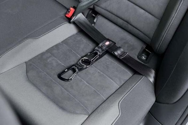 Universalfäste till bilsele, 12kN karbiner, 30 cm/38 mm, svart