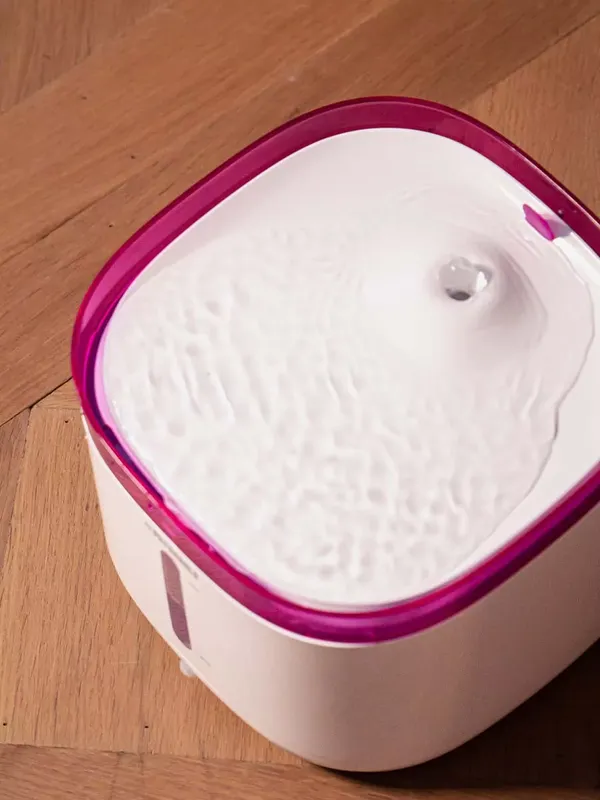 JET 19 Vattenfontän för katter 2l White