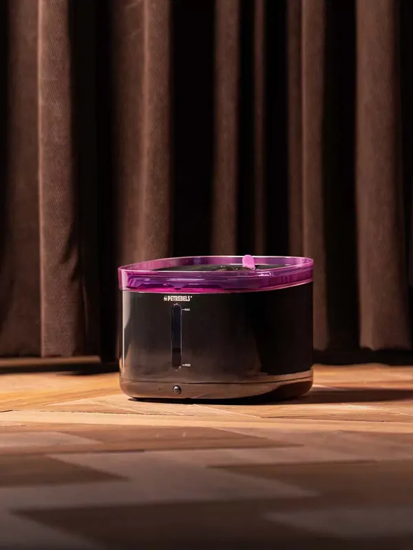 JET 19 Vattenfontän för katter 2l Black