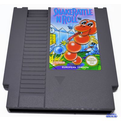 SNAKE RATTLE N ROLL NES SCN