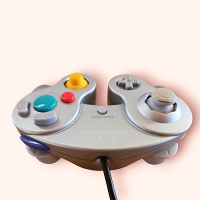 NINTENDO GAMECUBE BASENHET SILVER