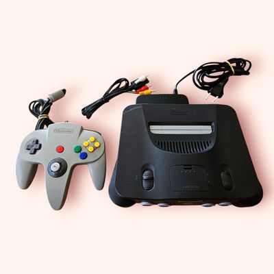 NINTENDO 64 BASENHET MED ORGINAL HANDKONTROLL MED BRA SPAK