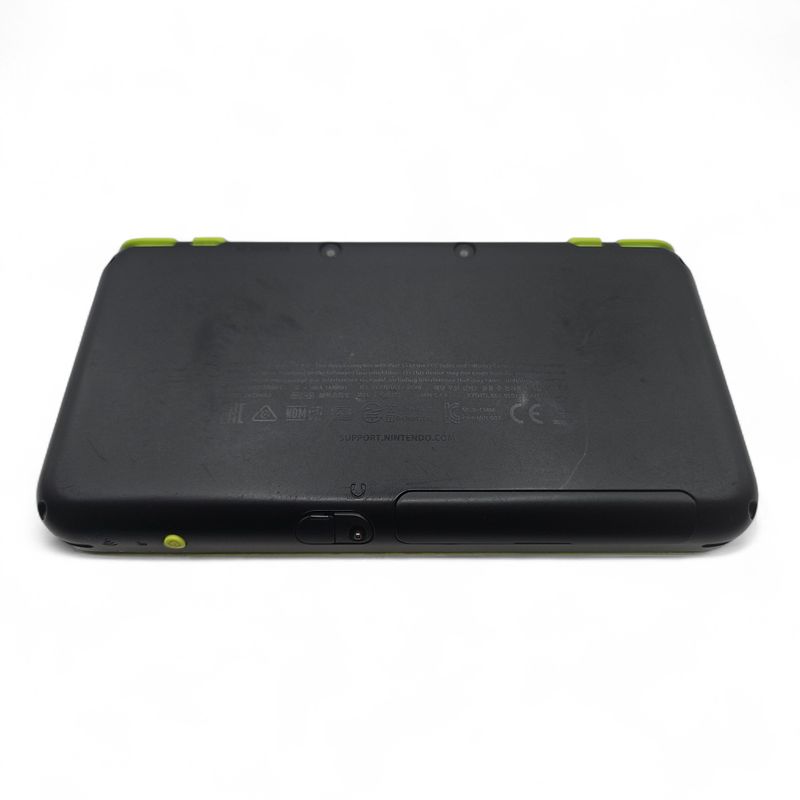 NEW NINTENDO 2DS XL BLACK + LIME GREEN 32GB SD