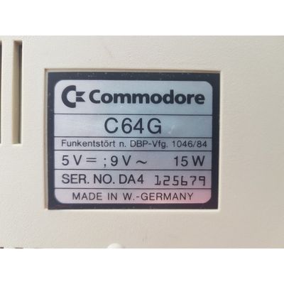 COMMODORE C64G