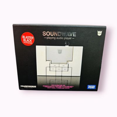 TRANSFORMERS SOUNDWAVE TAKARA TOMY