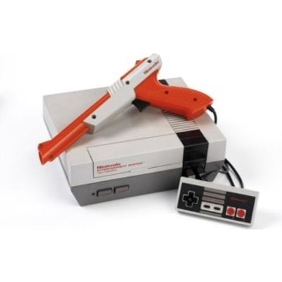 NINTENDO 8 BIT ENHET + ZAPPER + DUCKHUNT / SUPER MARIO BROS