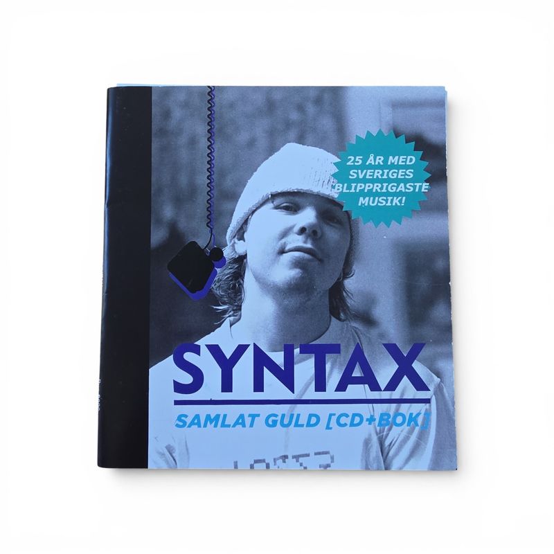 SYNTAX SAMLAT GULD CD+BOK
