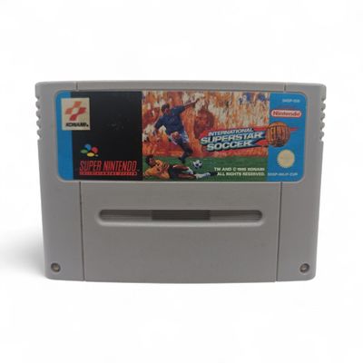 INTERNATIONAL SUPERSTAR SOCCER DELUXE SNES
