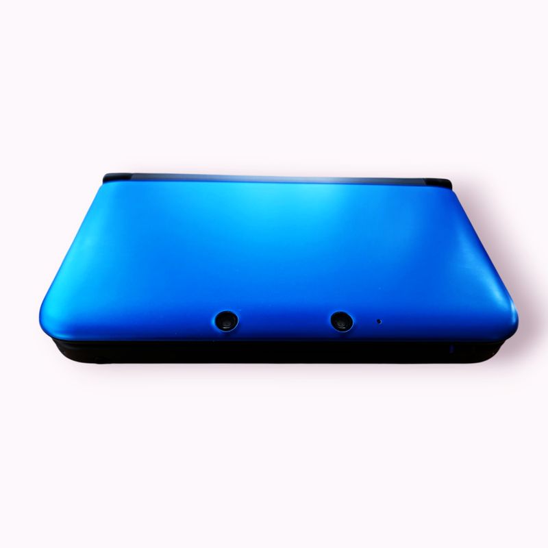 NINTENDO 3DS XL METALLIC BLUE MED LADDARE FINT SKICK