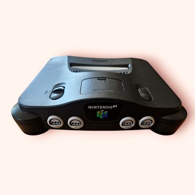 NINTENDO 64 BASENHET MED ORGINAL HANDKONTROLL MED BRA SPAK
