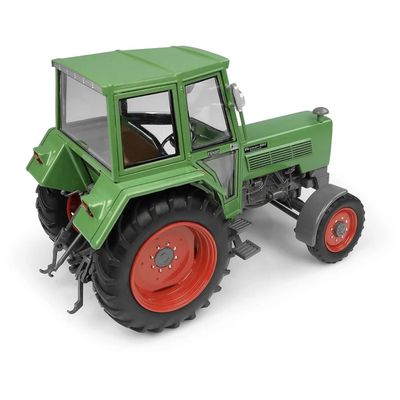 Fendt Farmer 108 LS 2WD - Universal Hobbies - 1:32