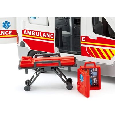 Ambulans - Byggsats - 00824 - Revell Junior - 26 cm